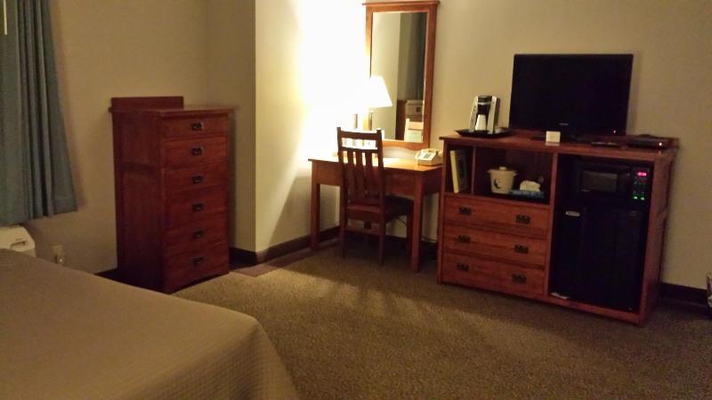 Pleasant Night Inn image
