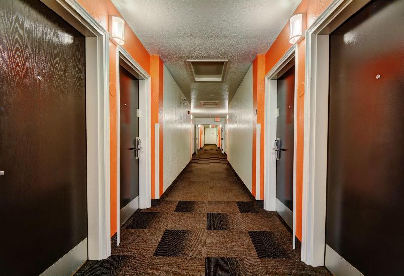Motel 6 Newport, Ri image