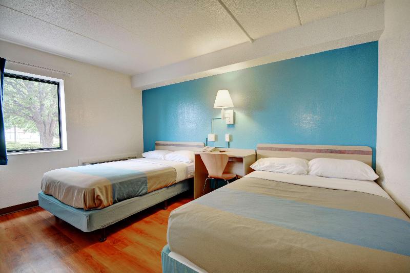 Motel 6 Newport, Ri image