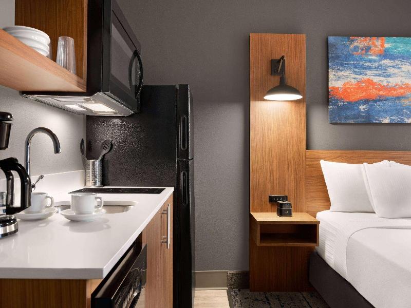 SUITE Accessible KING SIZE BED