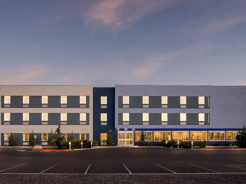 Holiday Inn Express Suites George Quincy South IHG image