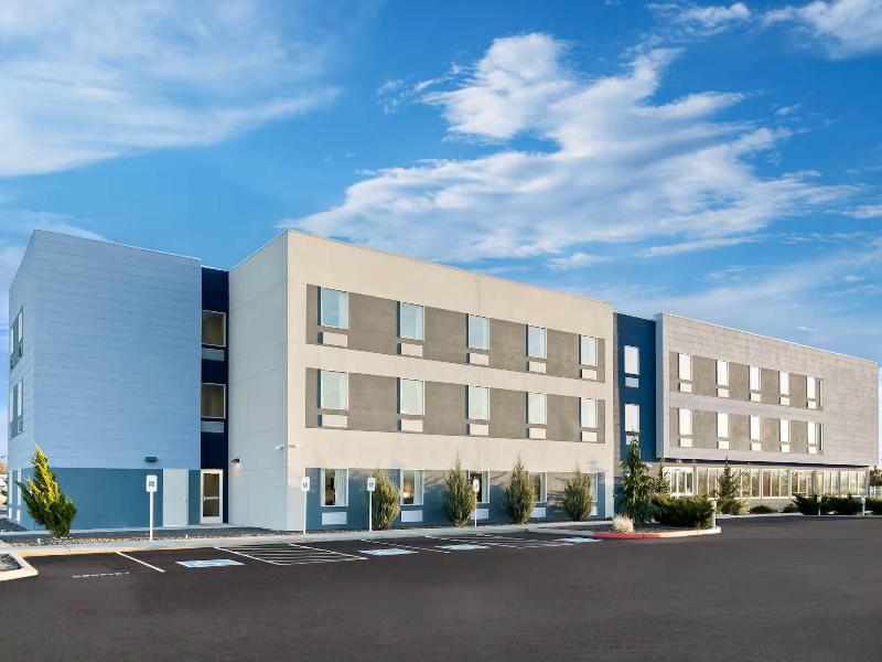 Holiday Inn Express Suites George Quincy South IHG image