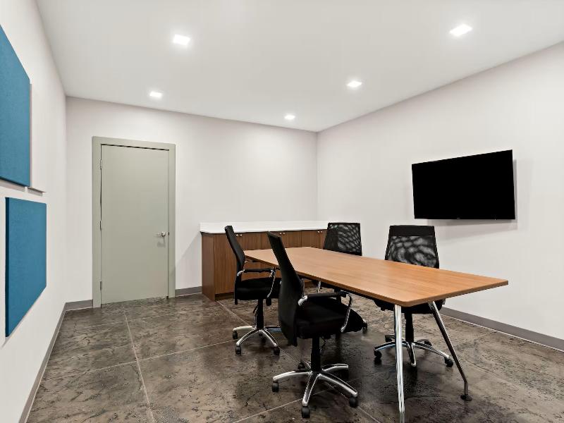 Holiday Inn Express Suites George Quincy South IHG image