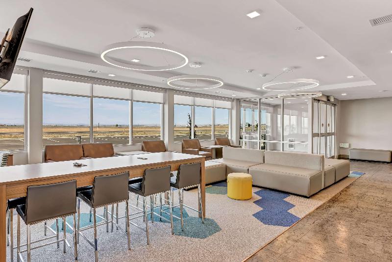 Holiday Inn Express Suites George Quincy South IHG image