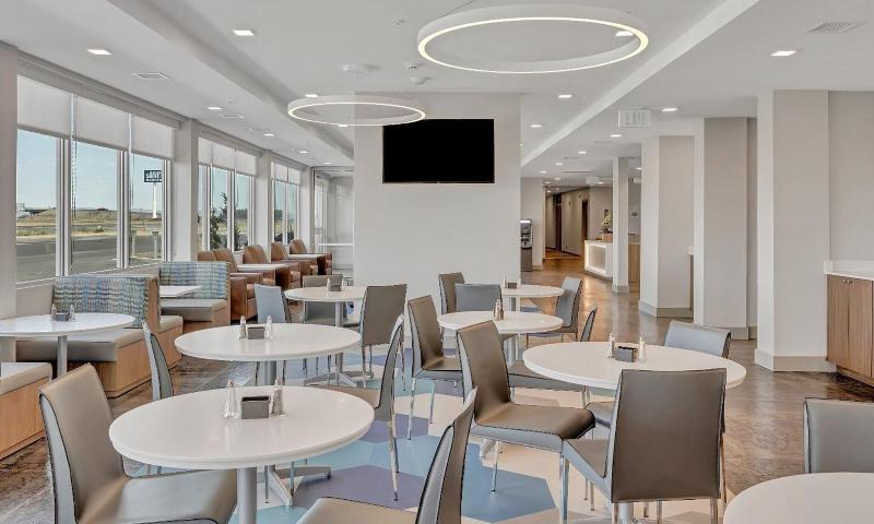 Holiday Inn Express Suites George Quincy South IHG image