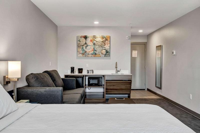 Holiday Inn Express Suites George Quincy South IHG image