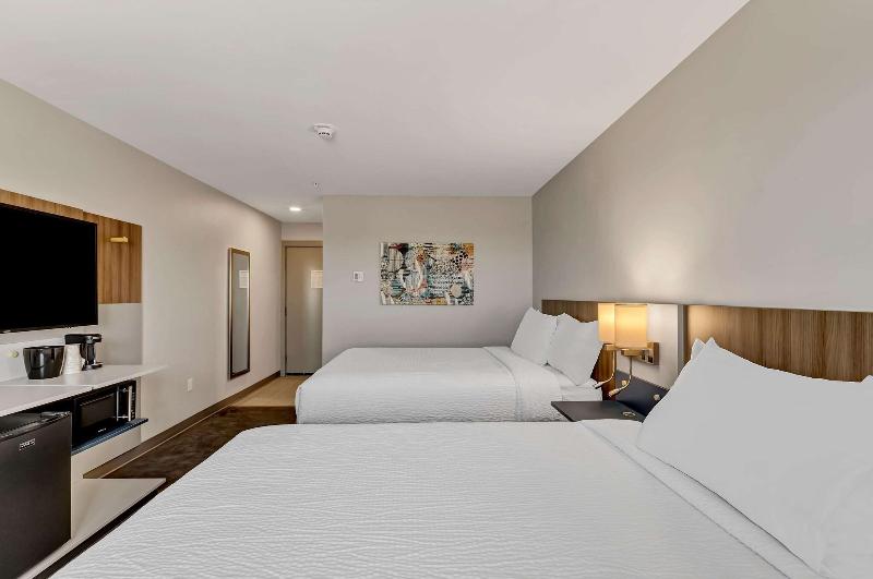Holiday Inn Express Suites George Quincy South IHG image