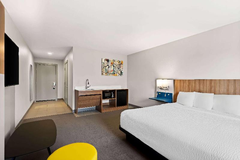 Holiday Inn Express Suites George Quincy South IHG image