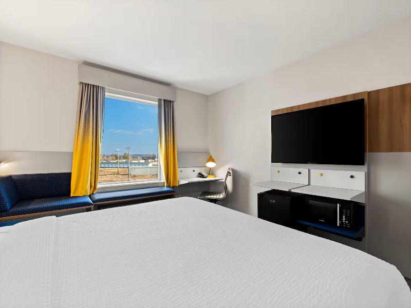 Holiday Inn Express Suites George Quincy South IHG image
