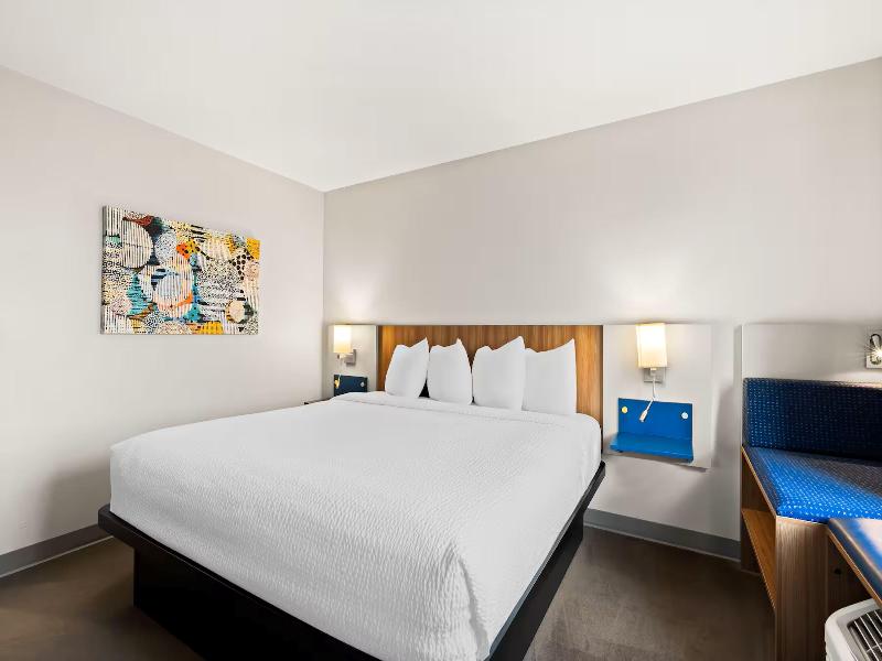 Holiday Inn Express Suites George Quincy South IHG image