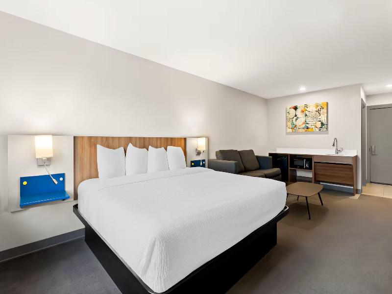 Holiday Inn Express Suites George Quincy South IHG image