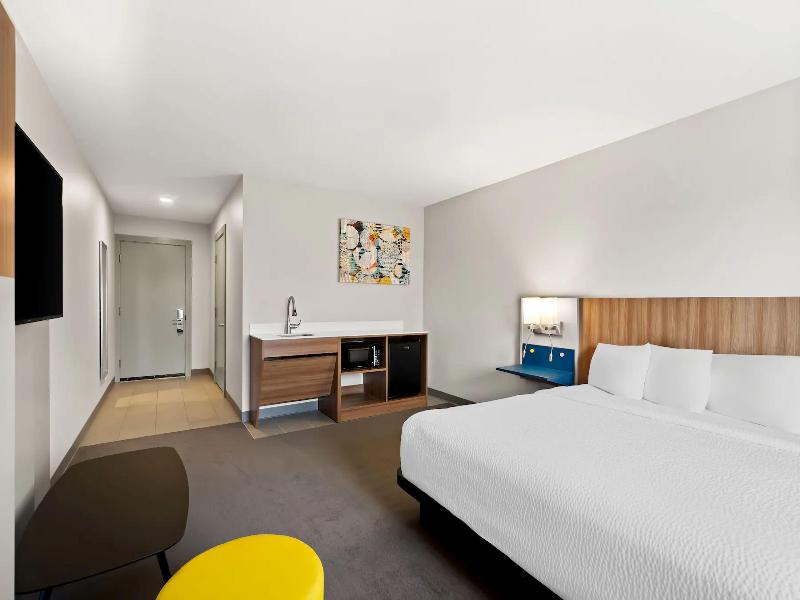 Holiday Inn Express Suites George Quincy South IHG image