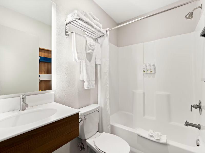 Holiday Inn Express Suites George Quincy South IHG image