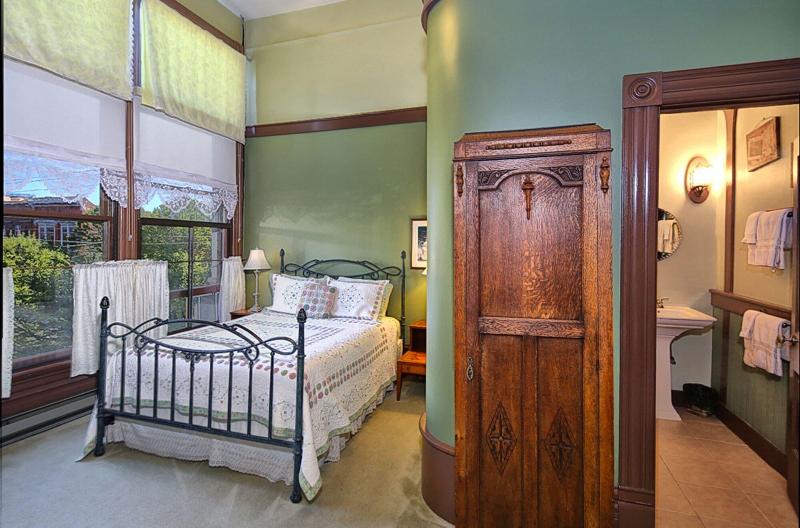 Palace Hotel Port Townsend image