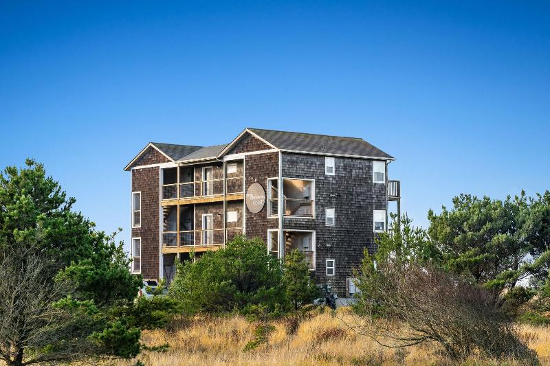 Inn At Discovery Coast image
