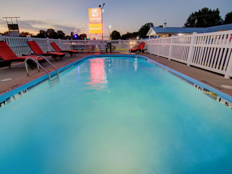 Westbridge Inn and Suites