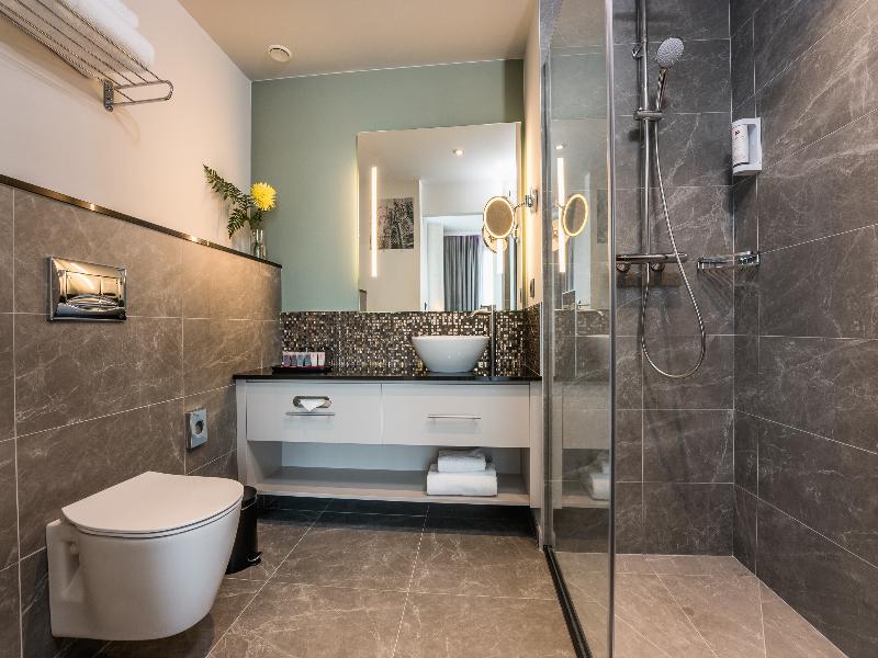 Leonardo Royal Hotel Barcelona Fira image