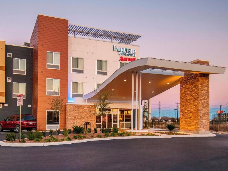 Fairfield Inn & Suites San Antonio Brooks City Bas image