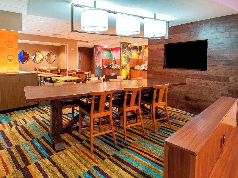 Fairfield Inn & Suites San Antonio Brooks City Bas image