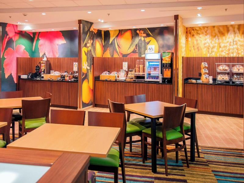 Fairfield Inn & Suites San Antonio Brooks City Bas image