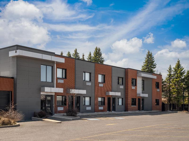 Ramada by Wyndham Laval image