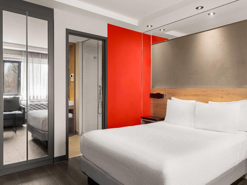 DOUBLE QUEEN BED NON SMOKING