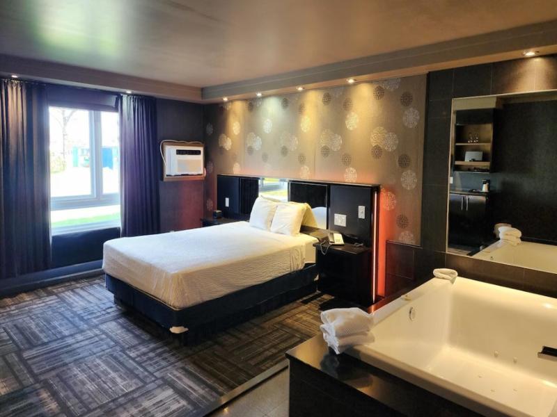 Ramada by Wyndham Laval image
