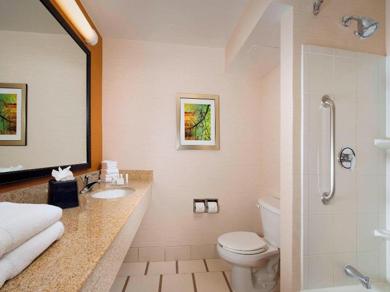 Fairfield Inn & Suites Germantown Gaithersburg image