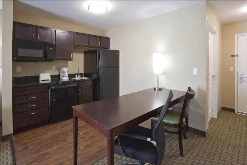 Grandstay Hotel Suites Thief River Falls image