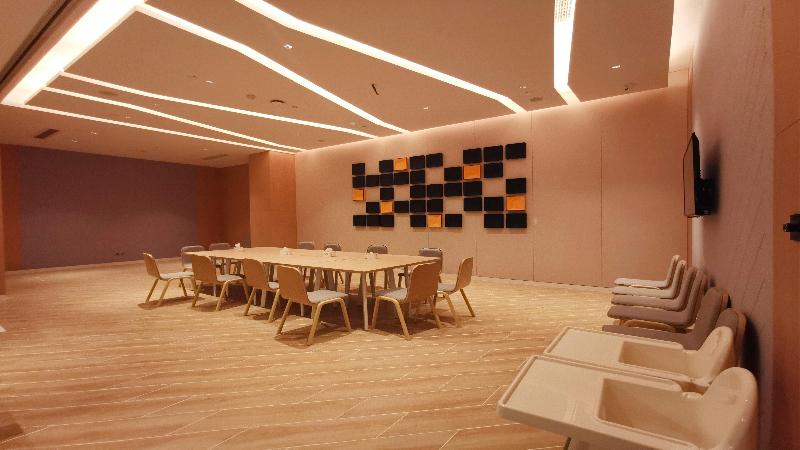 Holiday Inn Express Jiangmen Jianghai image