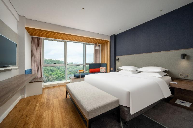 Holiday Inn Express Jiangmen Jianghai image