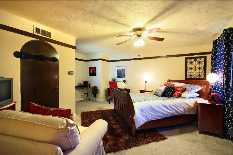 Vineyard Hacienda image