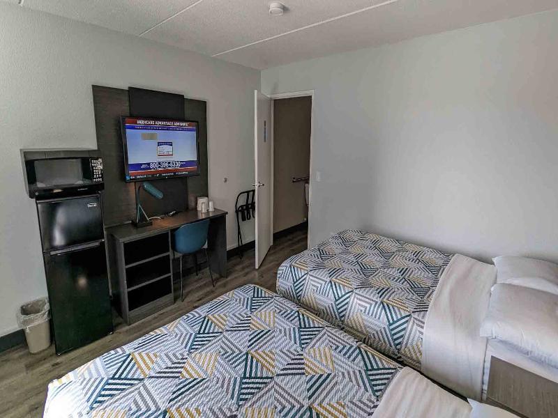 Motel 6 Leominster, Ma GA image