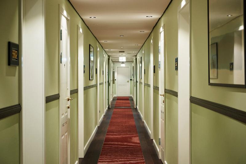 Wide Hotel image