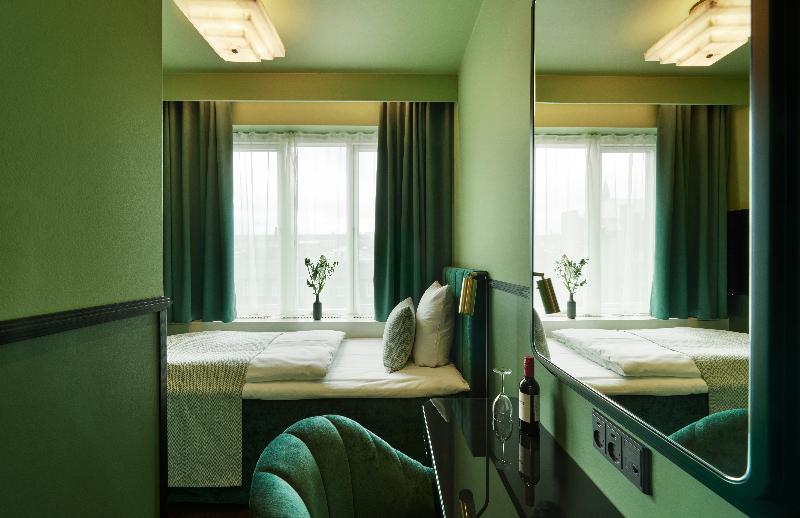 Wide Hotel image