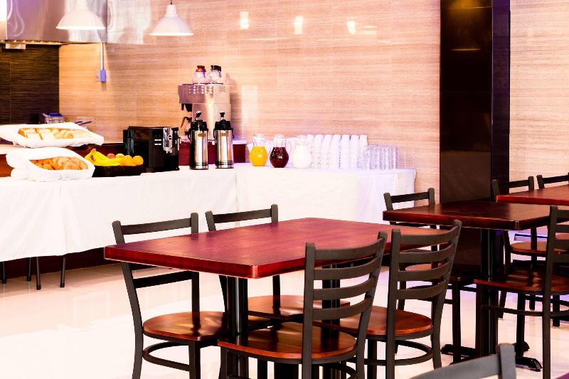 Lic Hotel image