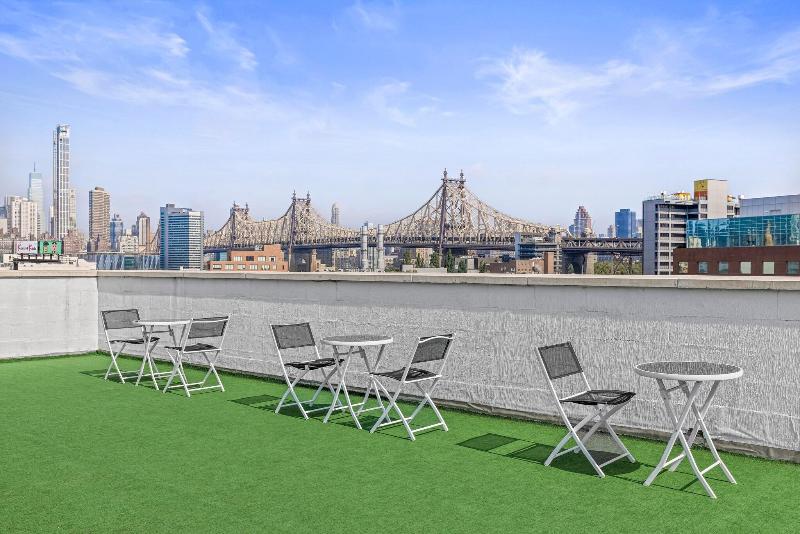 Lic Hotel image