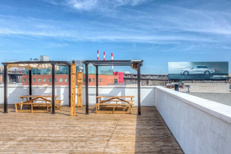 Lic Hotel image