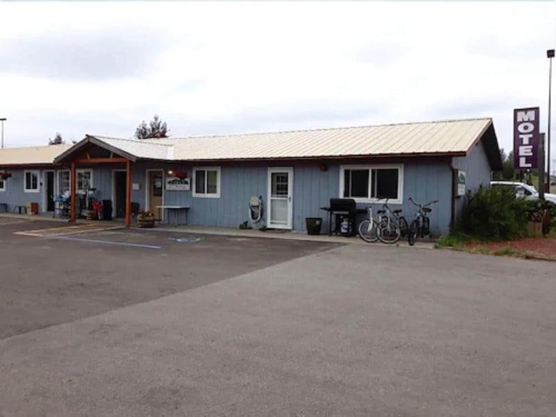 The Pioneer Motel image