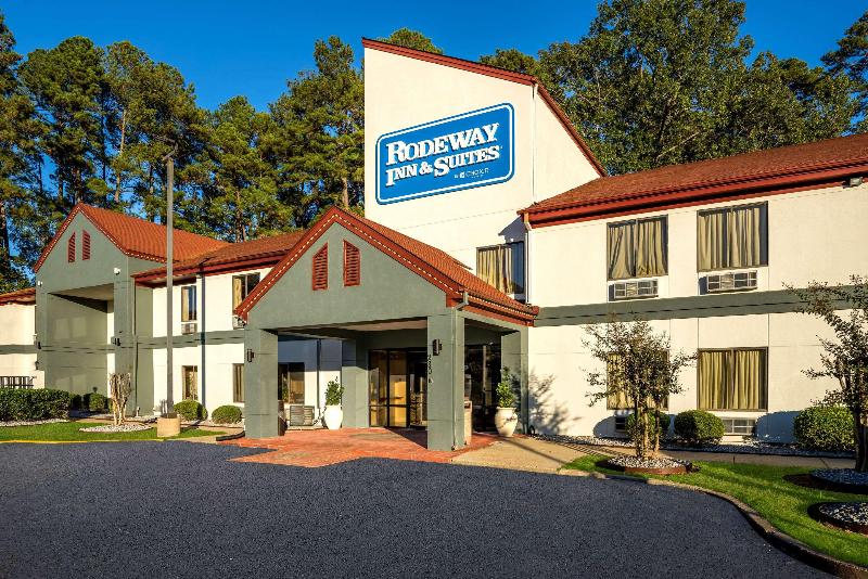 Rodeway Inn image