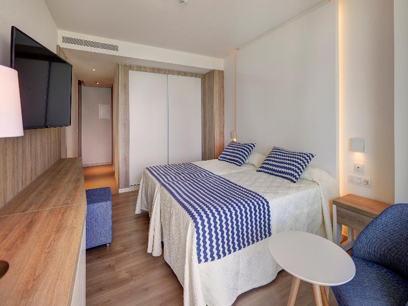 Hipotels Bahia Cala Millor Only Adults image