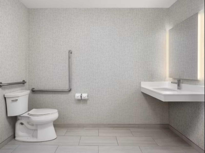 Holiday Inn Express & Suites Aurora image