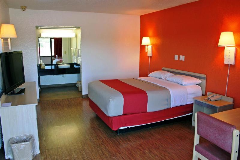 Motel 6 Sallisaw, OK 5