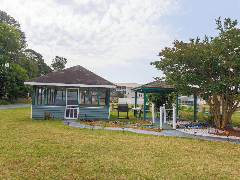 Atlantic Shores Inn And Suites