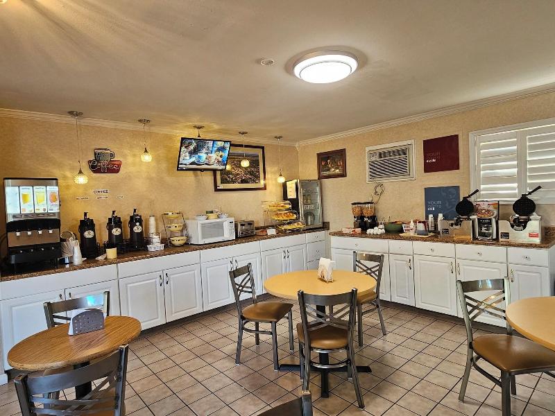 Atlantic Shores Inn And Suites