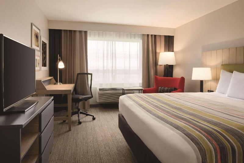 Country Inn & Suites By Radisson, Ft. Atkinson, Wi image