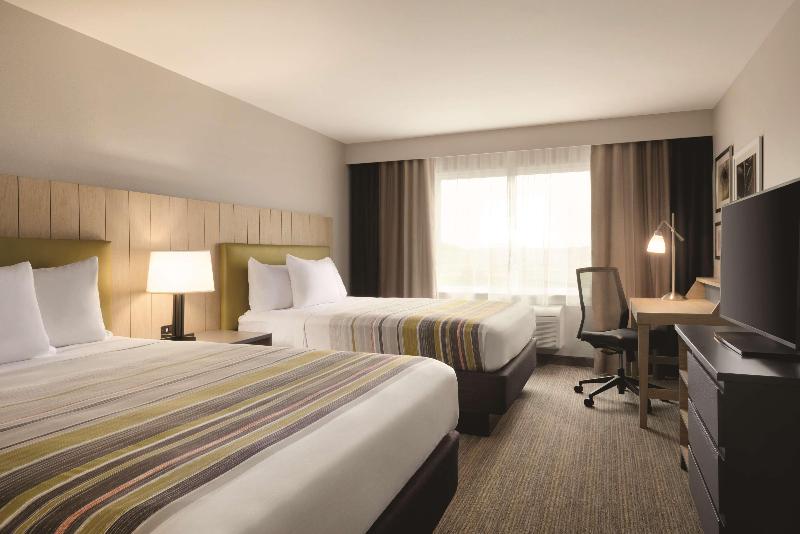 Country Inn & Suites By Radisson, Ft. Atkinson, Wi image