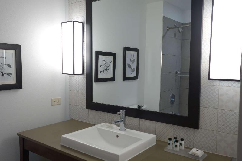 Country Inn & Suites By Radisson, Ft. Atkinson, Wi image