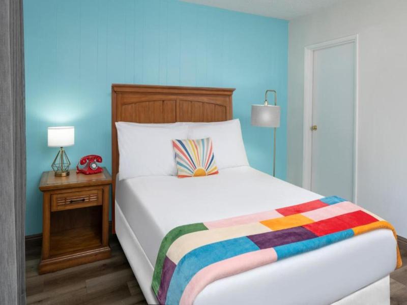 The Sojourn Sherman Oaks image