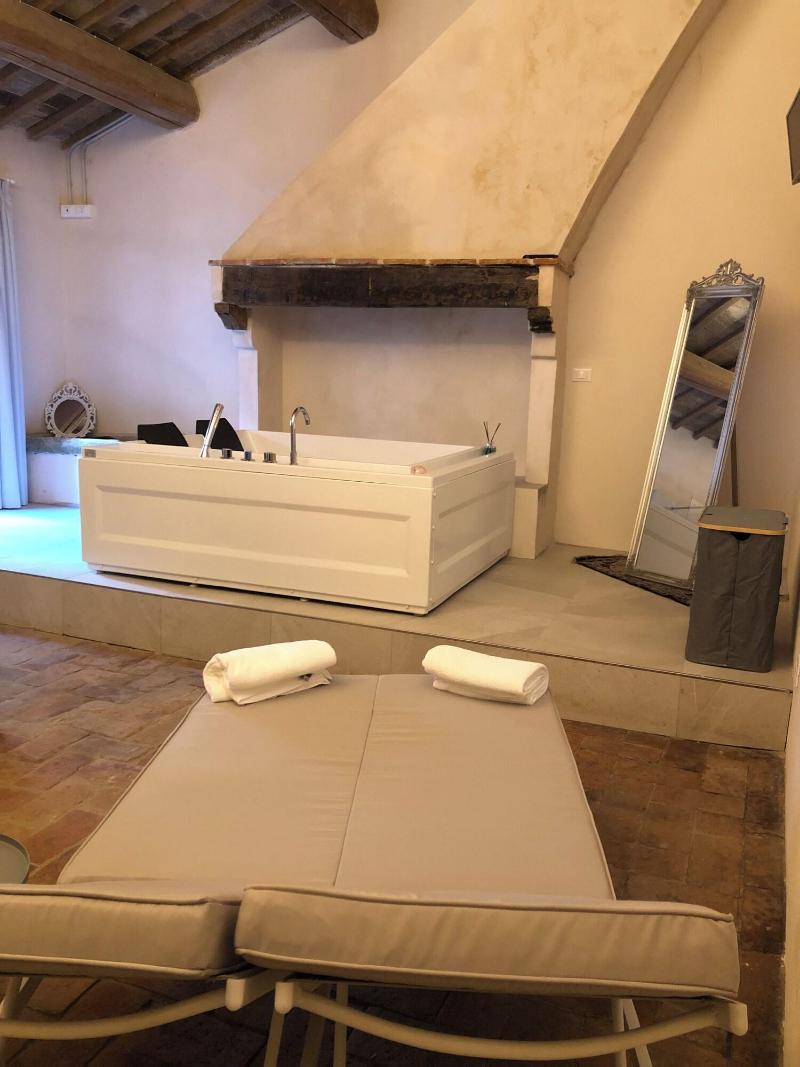 Allegra Toscana image